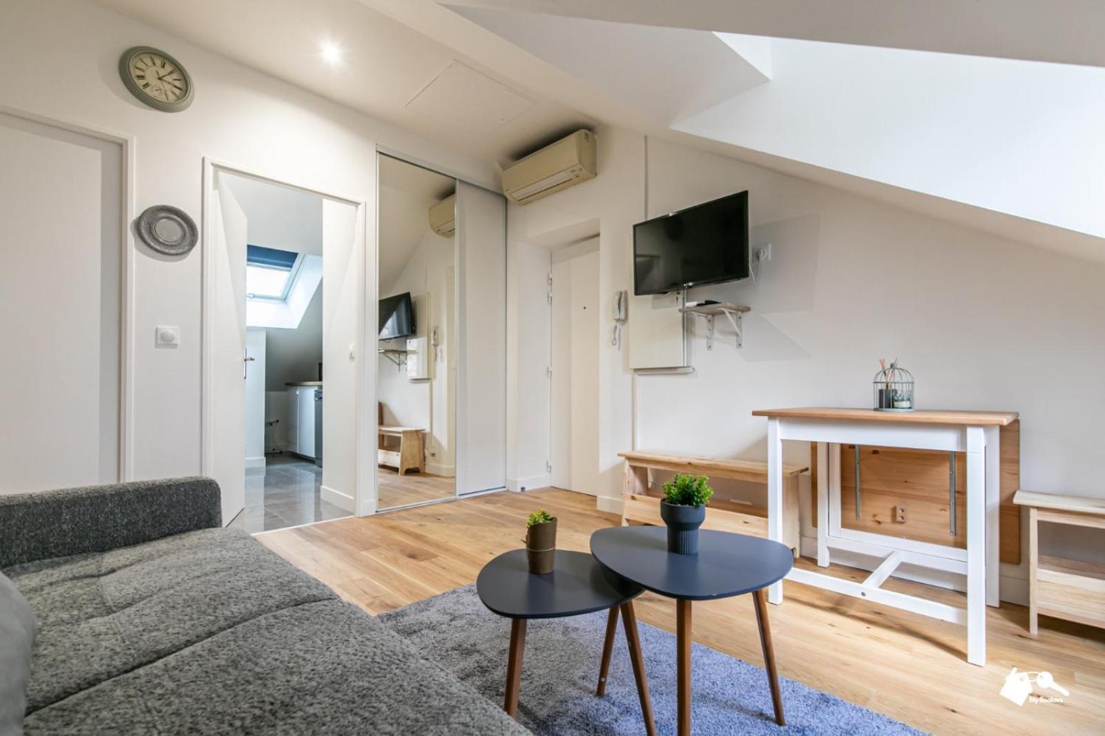 Mba Splendide Appart - Wilson 2 - Mairie De Montreuil มงเทรย ภายนอก รูปภาพ